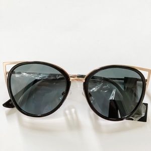 Foster Grant Florence Sunglasses